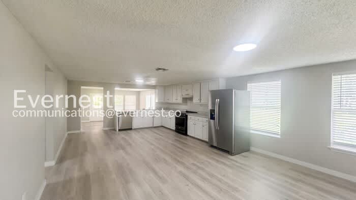 1224 Plum Street – photo 2