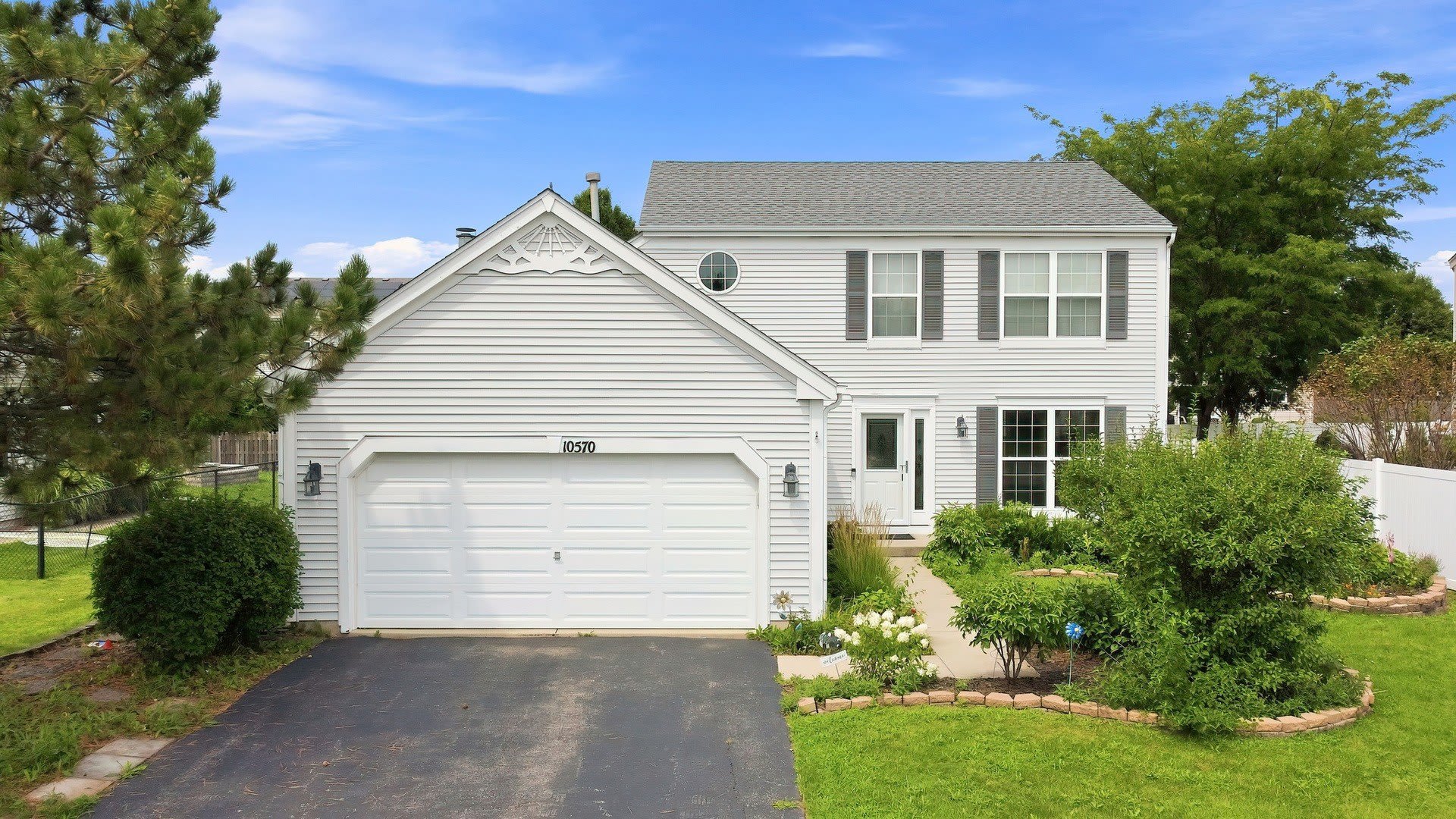 10570 Wing Pointe Drive – photo 1