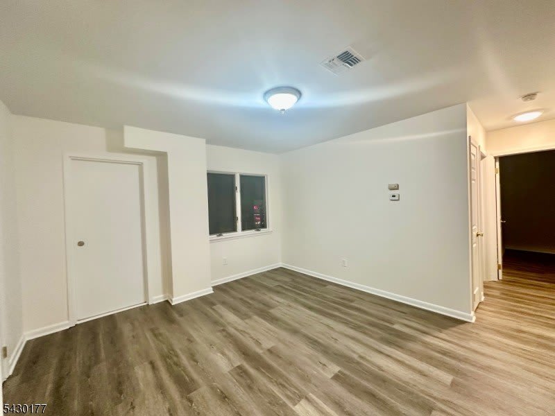 46 Ferry St – photo 3