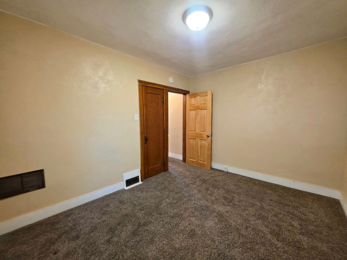 2137 Cedar St – photo 5