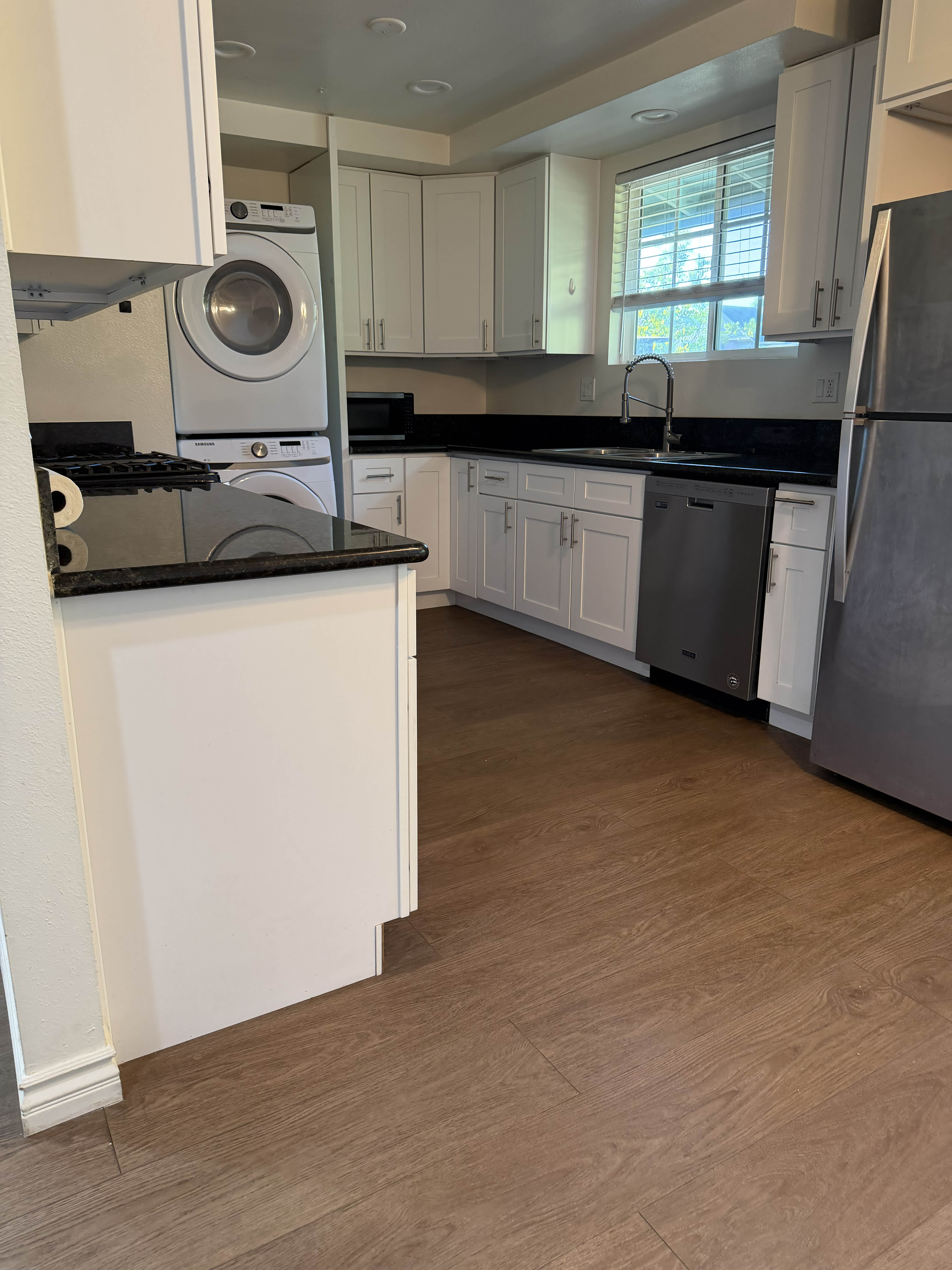 1401 Monterey Road – photo 2