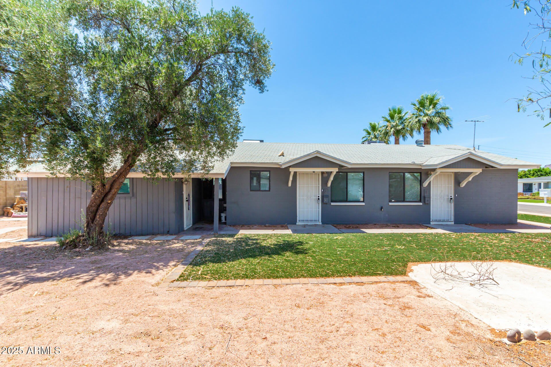 6813 E AVALON Drive – photo 2