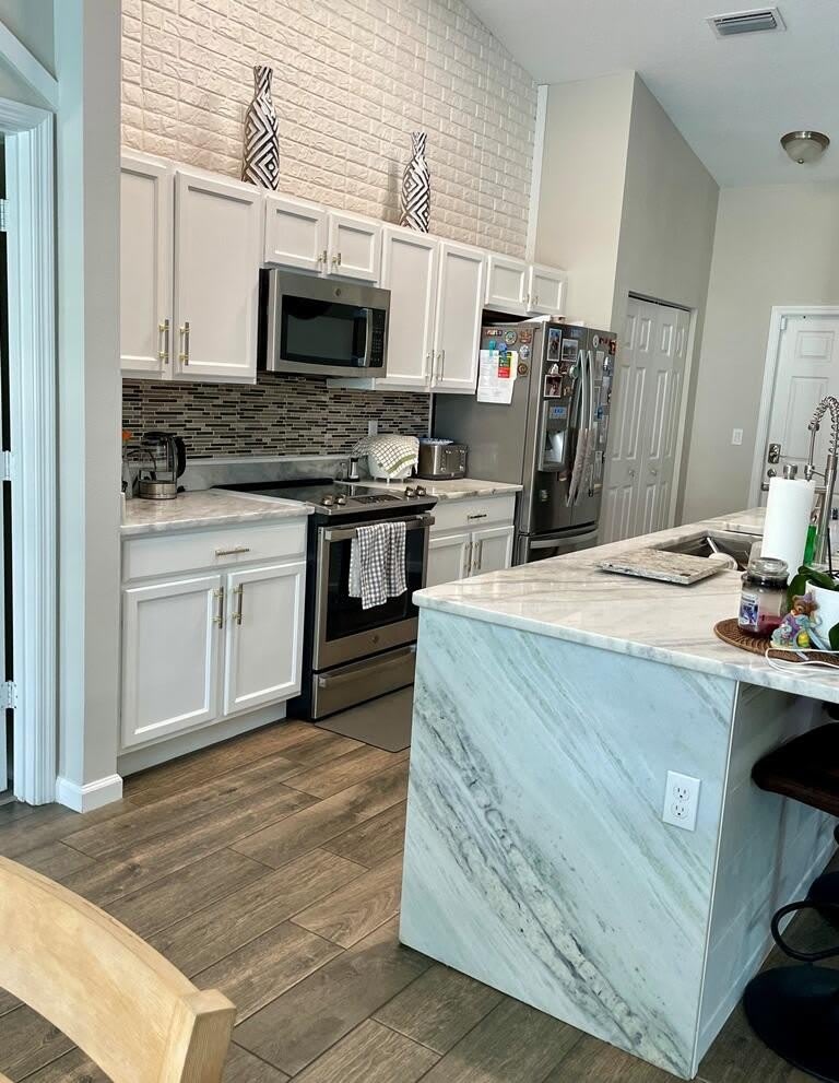 1097 SW DARTMOUTH Avenue – photo 3