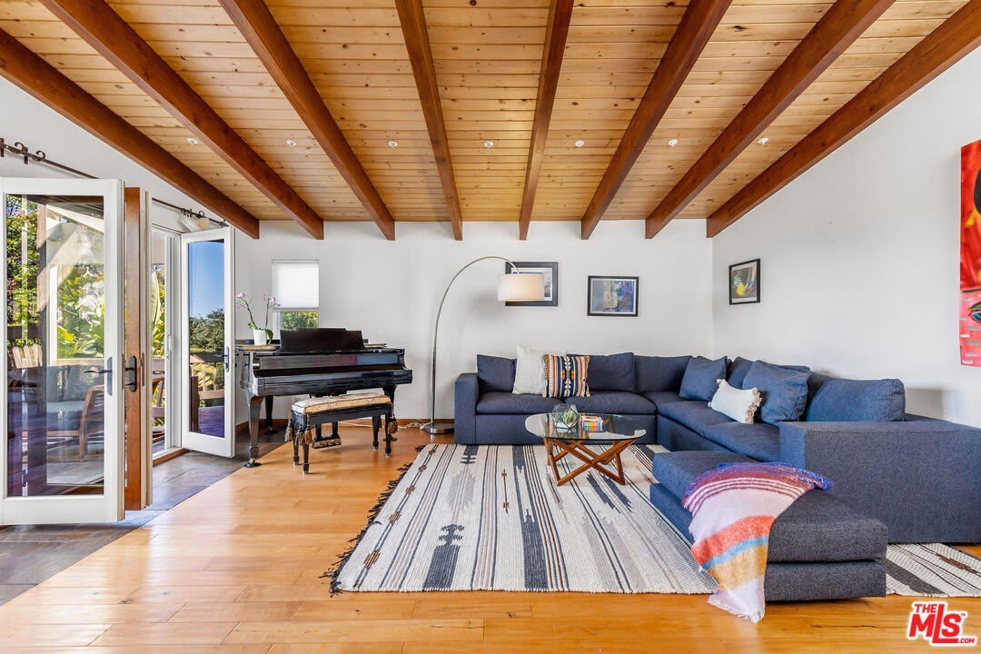 2716 Halsey Rd – photo 1