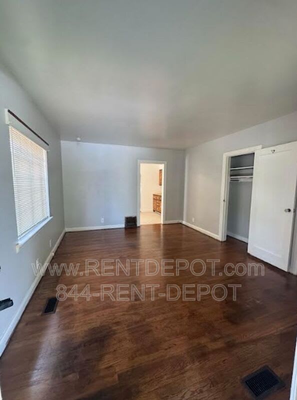 1803 N. Heidelbach – photo 2