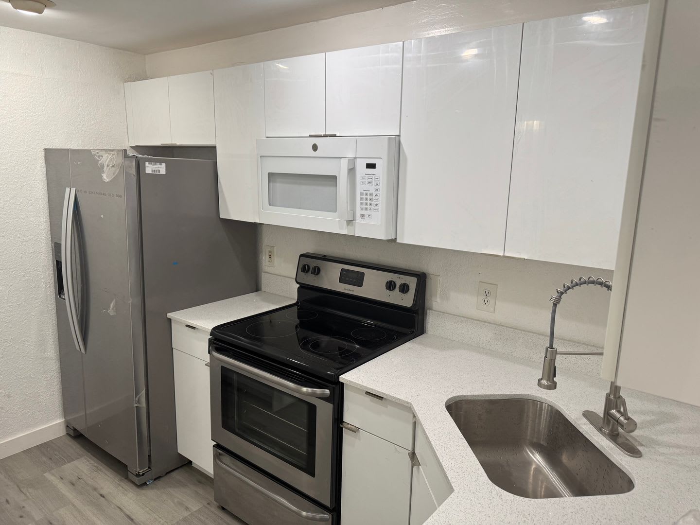 AVAILABLE 8/1/26 For Rent 2BD/2.5BA FULLY RENOVATED Unit- $2,400 – photo 5