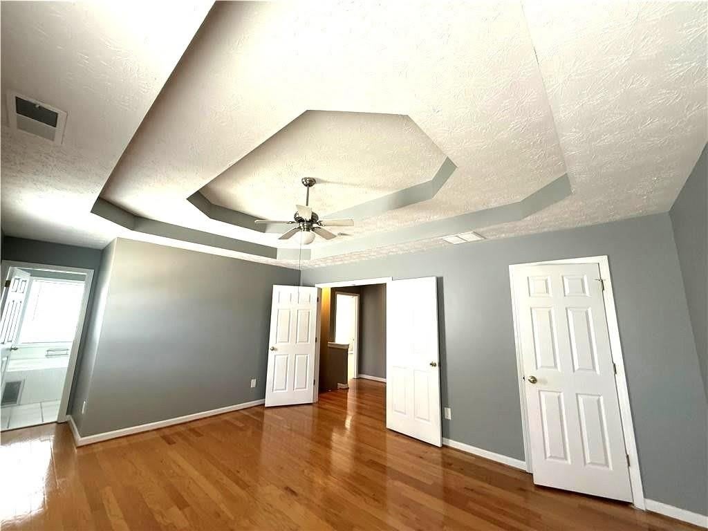 7566 Larchwood Lane – photo 4