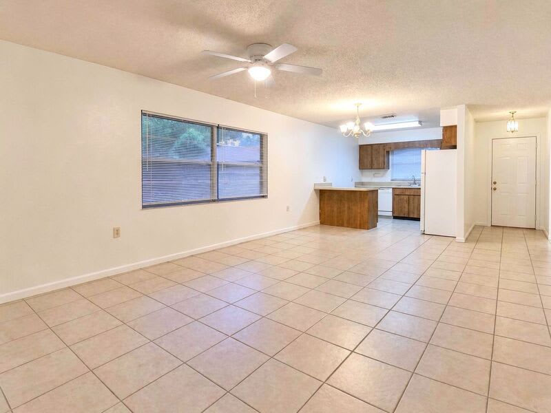 1029 Jacks Street – photo 4