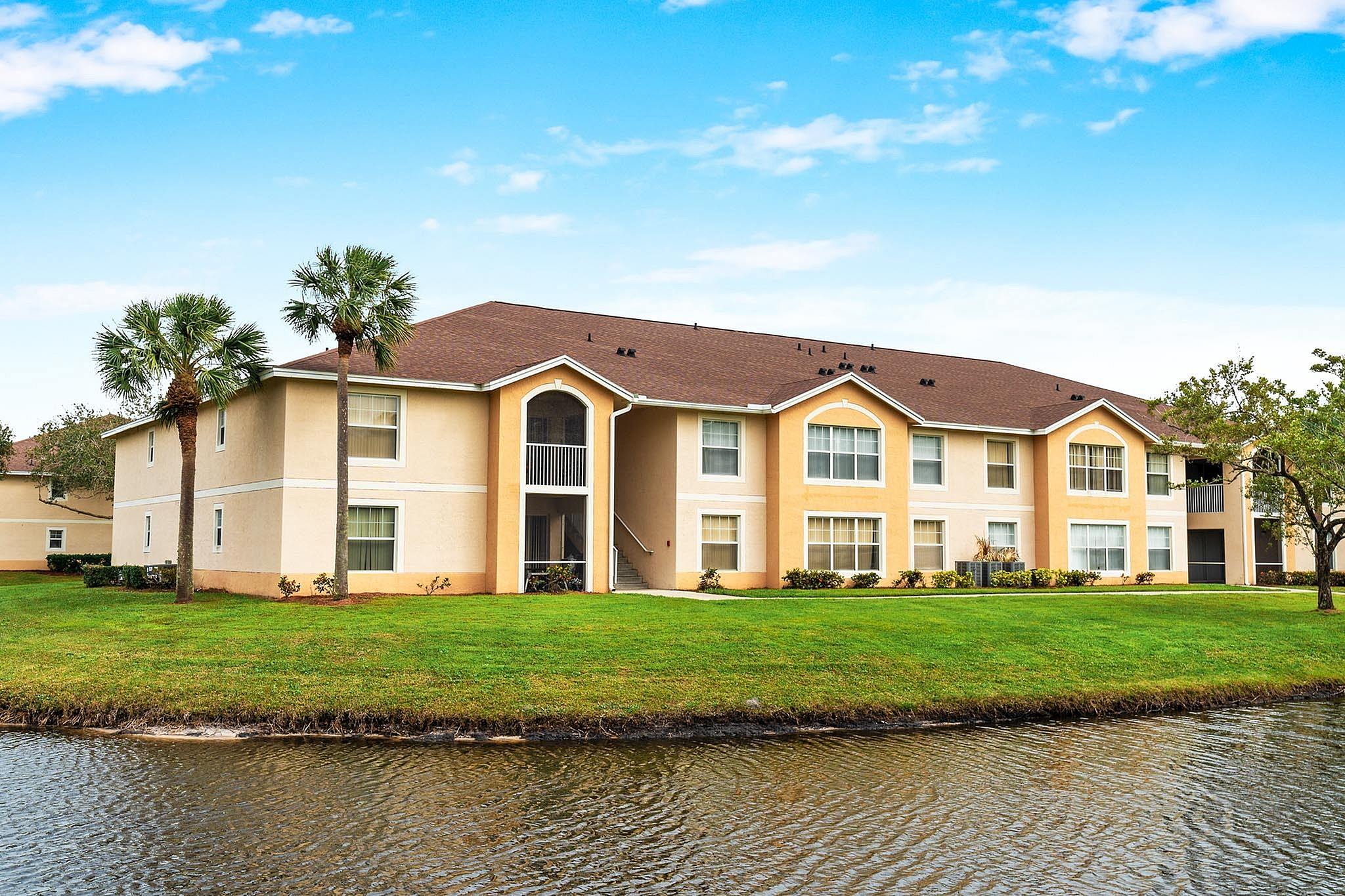 Bella Vista Apartments – photo 1