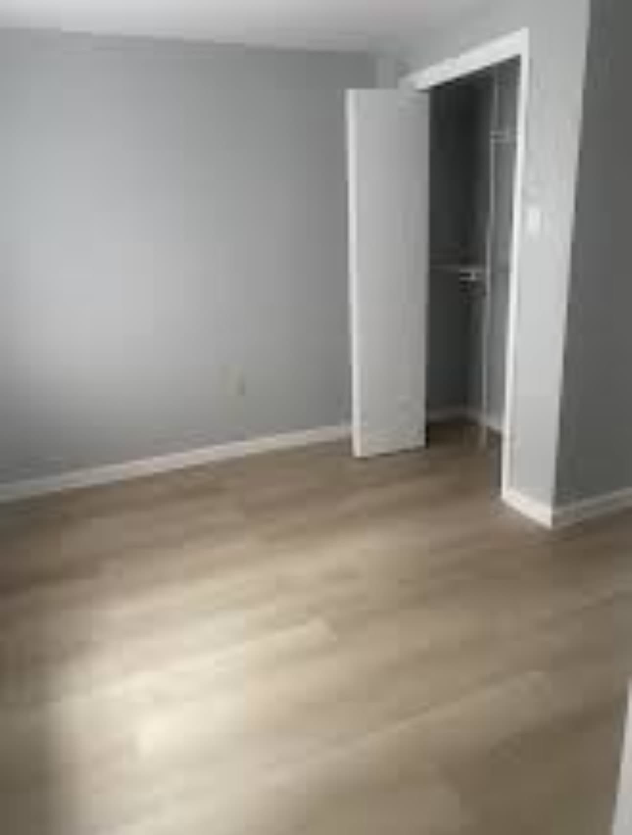 200 Maplewood Drive – photo 4