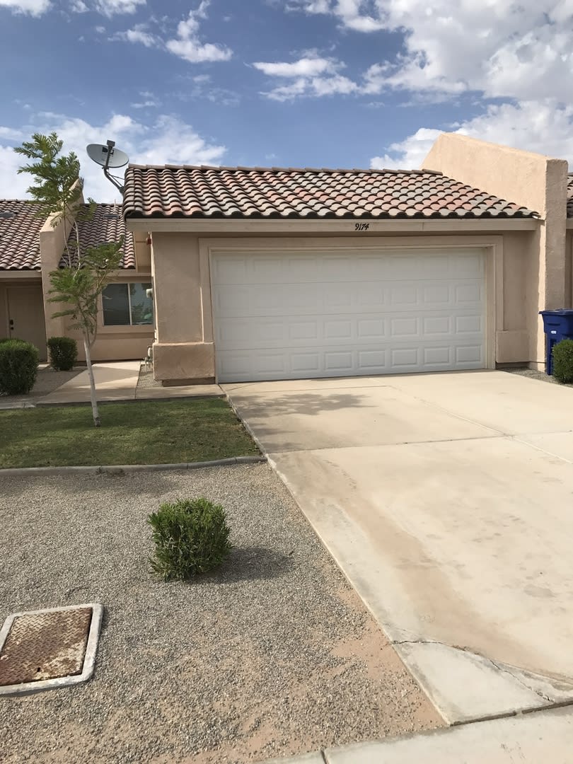 Sunset Mountain N/S facing newer 2 bedroom 2 bath townhome – photo 1