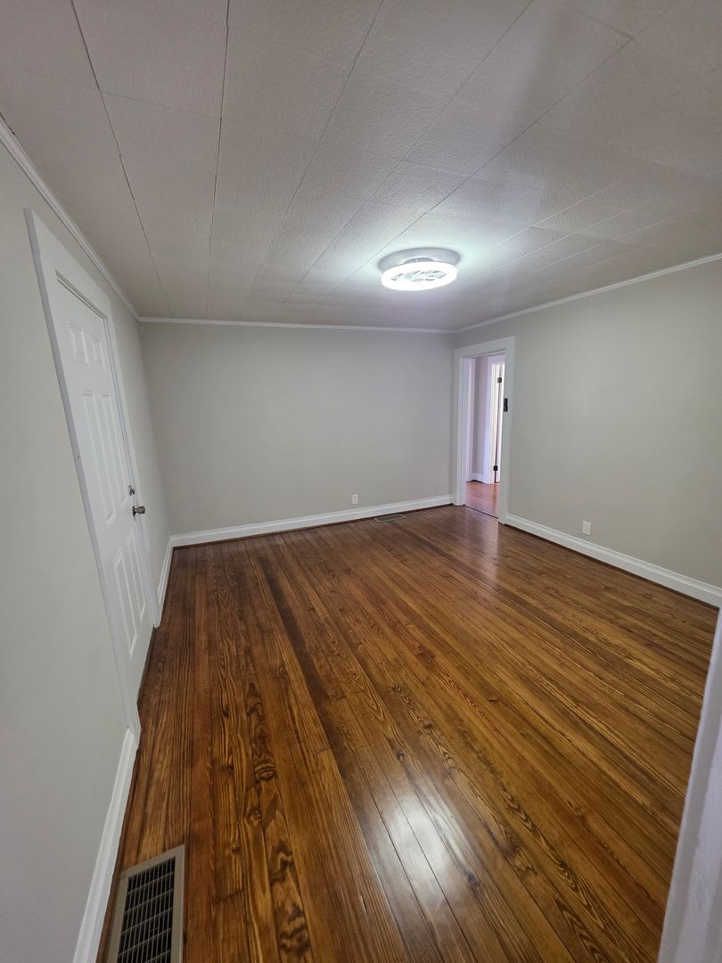 4035 Leo Street – photo 3