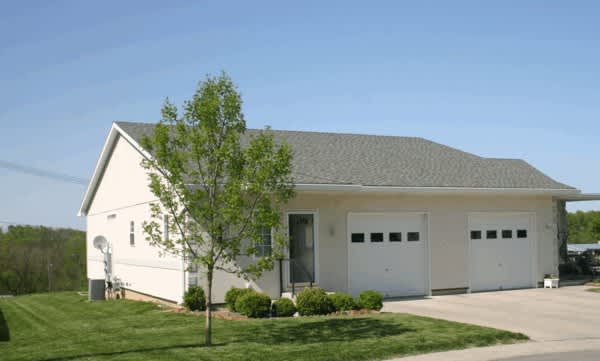 3017 Iowa St. – photo 1