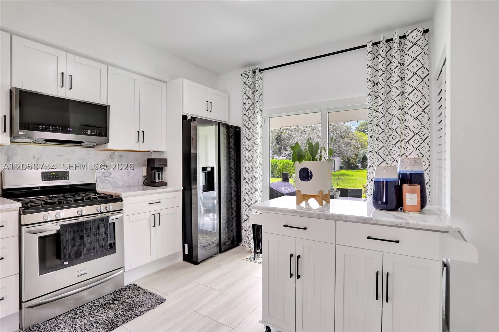 7921 Sanibel Dr – photo 3