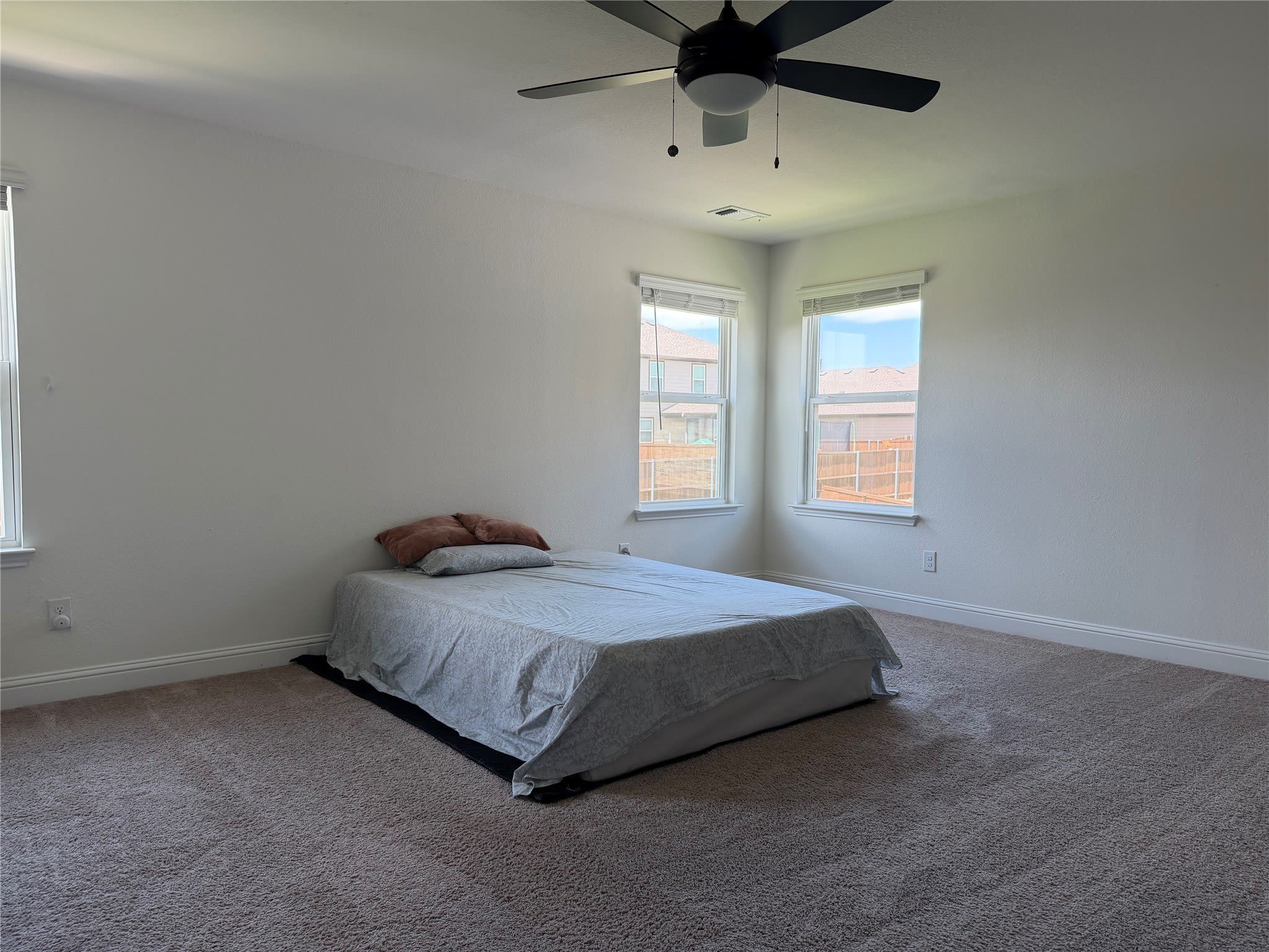 692 Jupe Way – photo 5