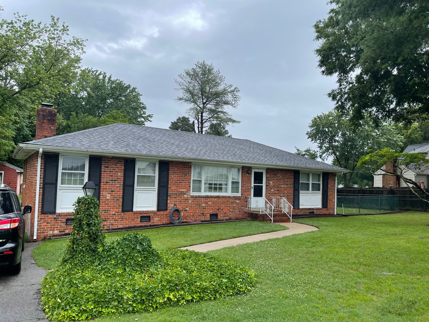 Adorable 3 bdrm/1.5 bath House Conveniently Located in Mechanicsville Near Cold Harbor! – photo 1