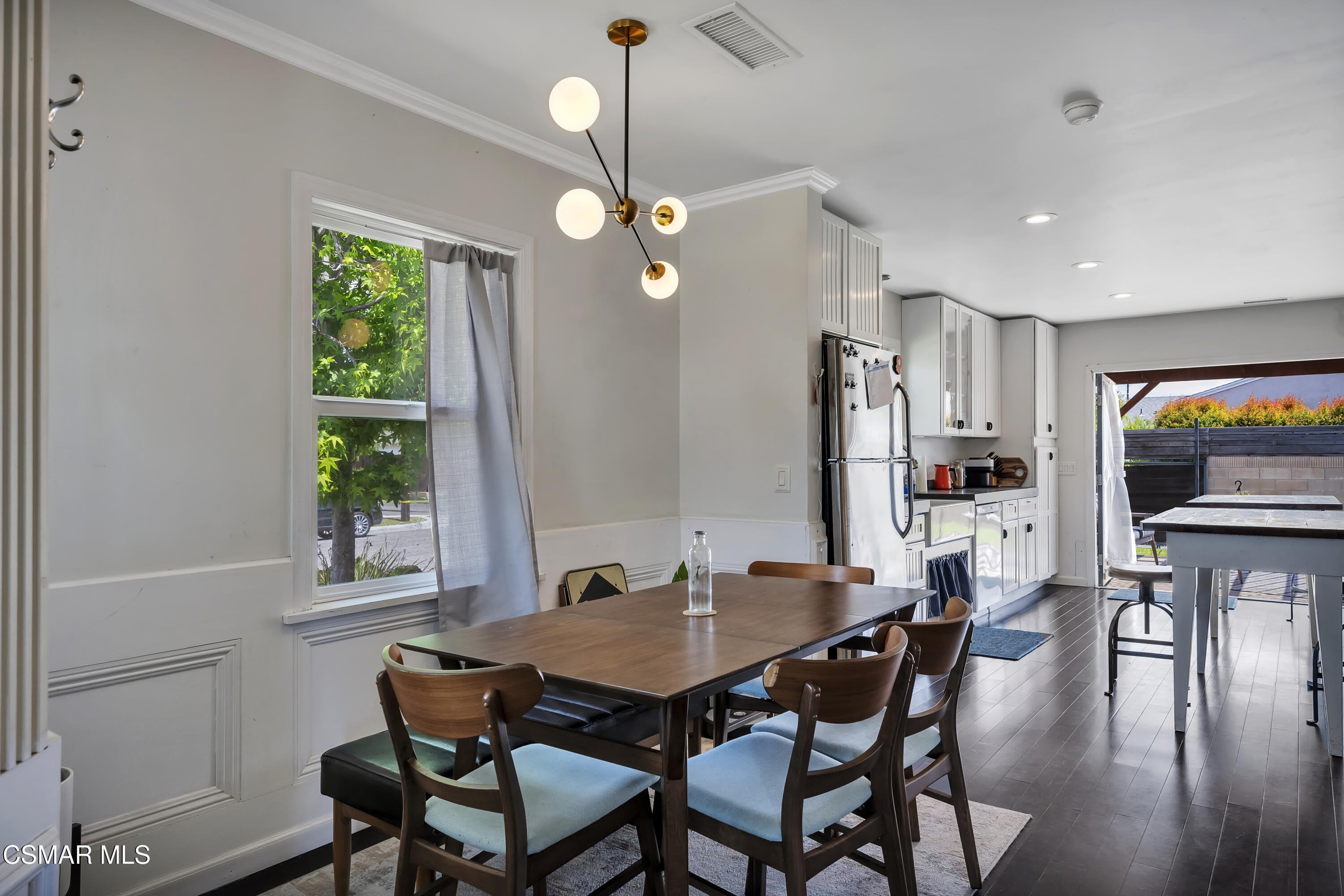 3870 Clark Avenue – photo 5