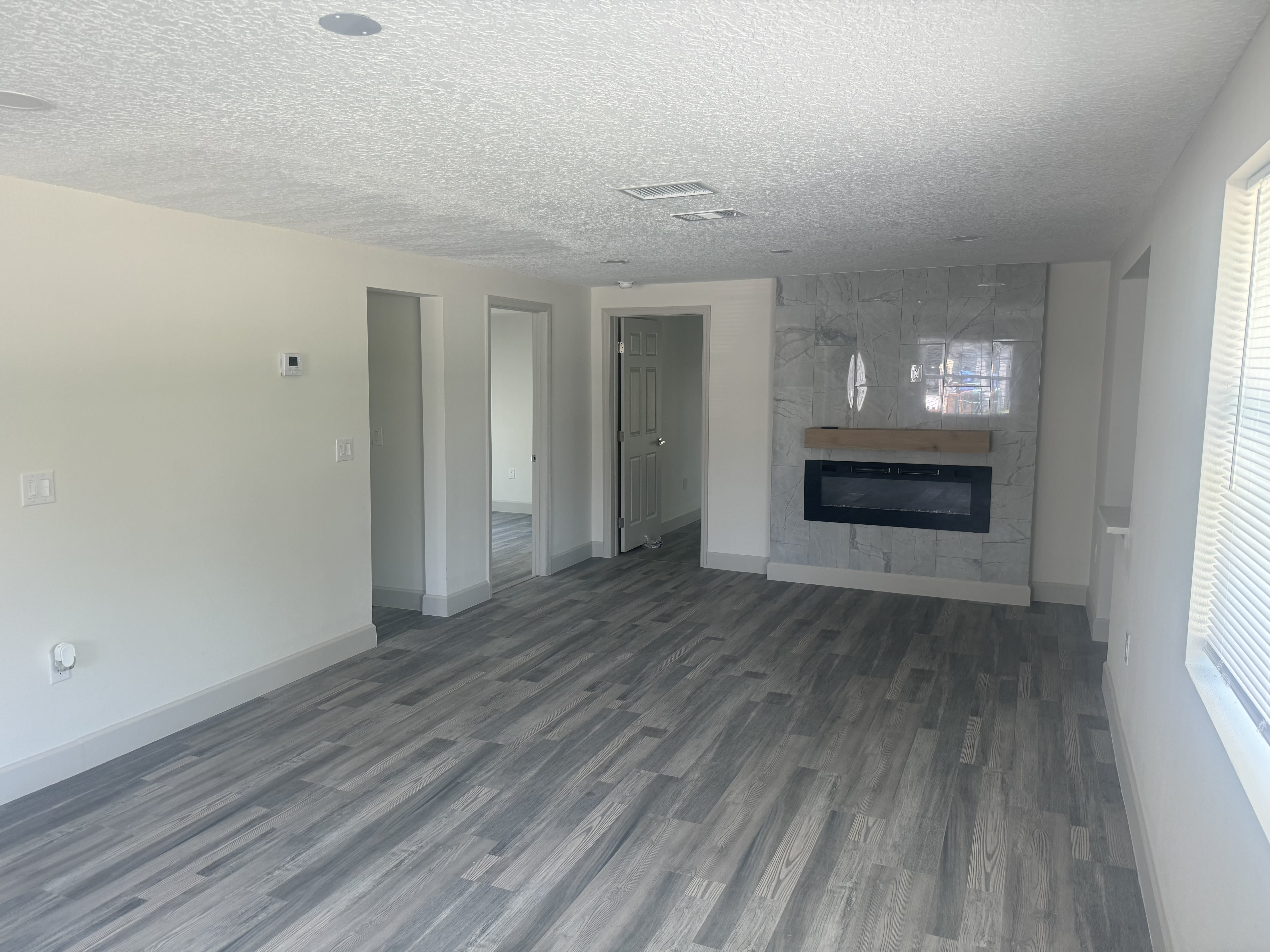 1149 La Salle St – photo 4