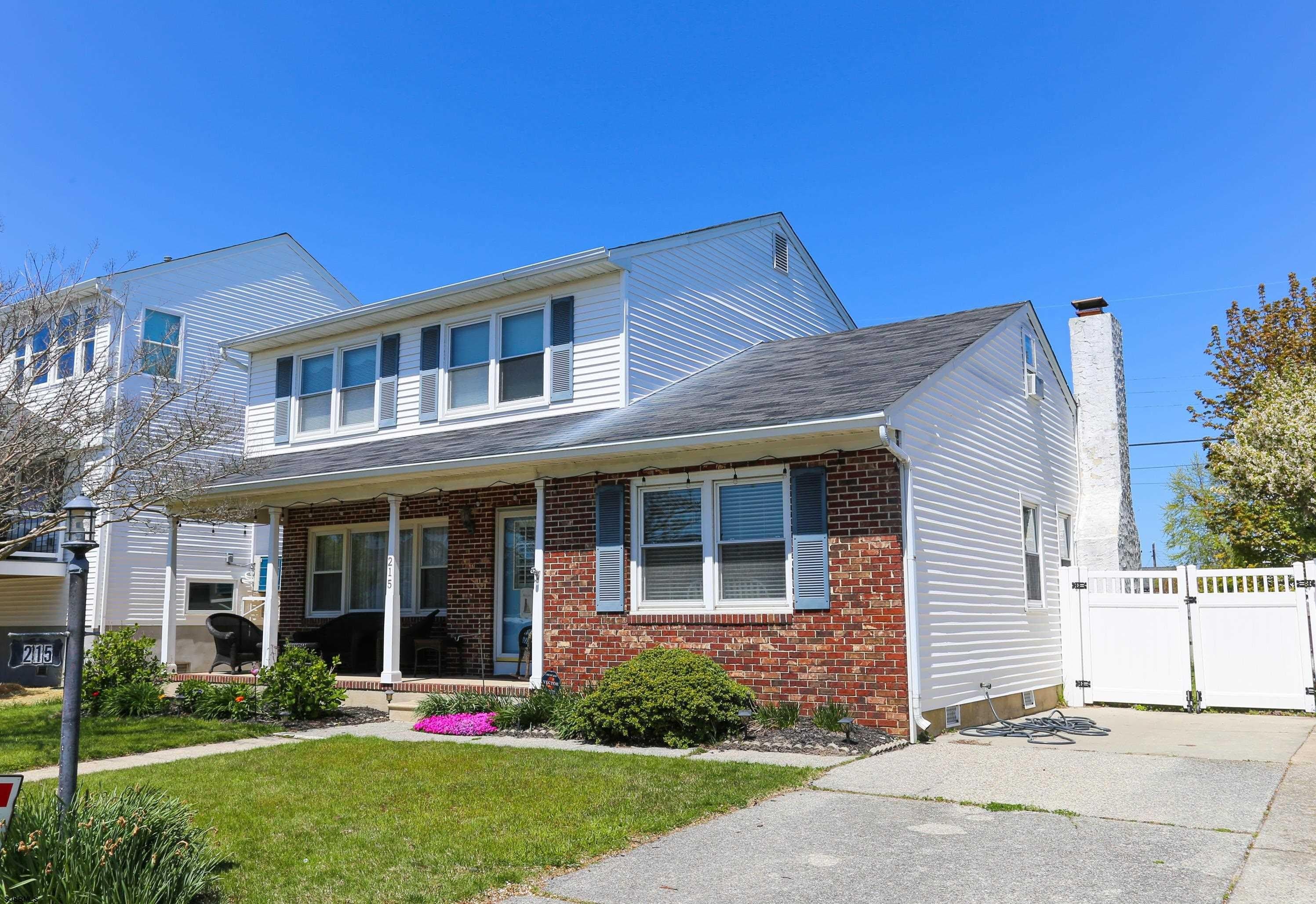 215 27th St S – photo 2