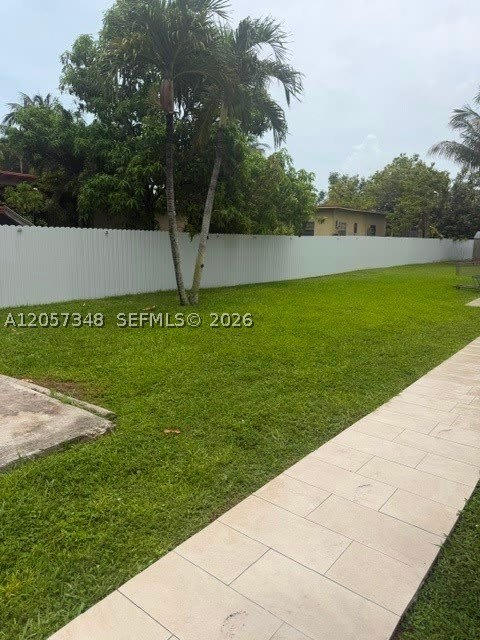 260 Northwest Dr – photo 3
