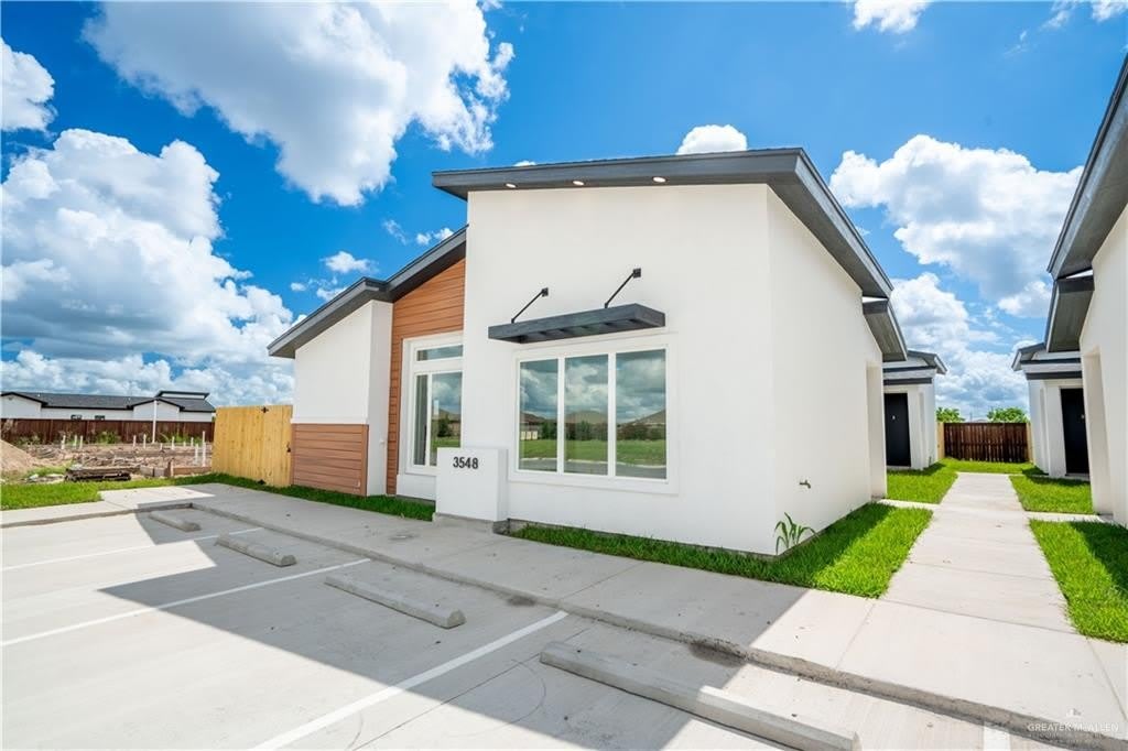 3548 Hidalgo Circle – photo 1
