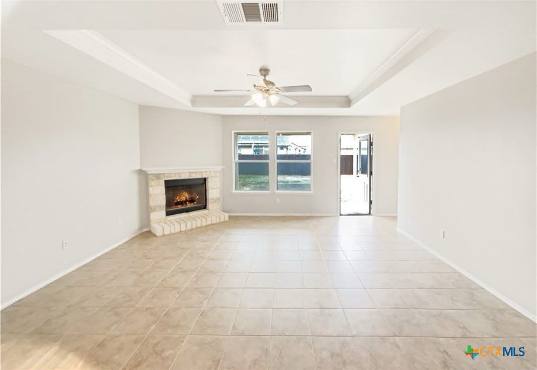 1321 Daffodil Drive – photo 3