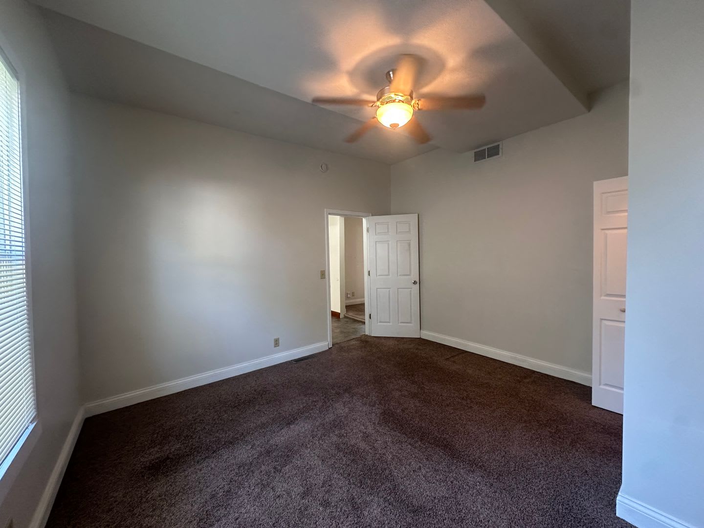 3-Bedroom Home near Downtown Bloomington! – photo 2
