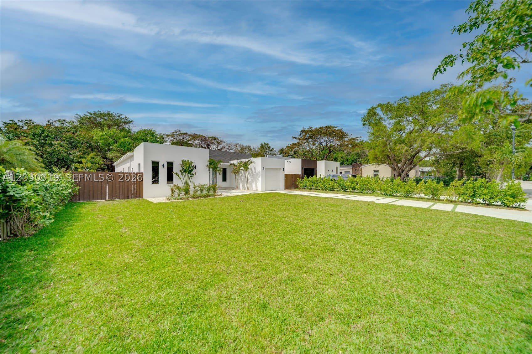 8990 N Miami Ave – photo 4
