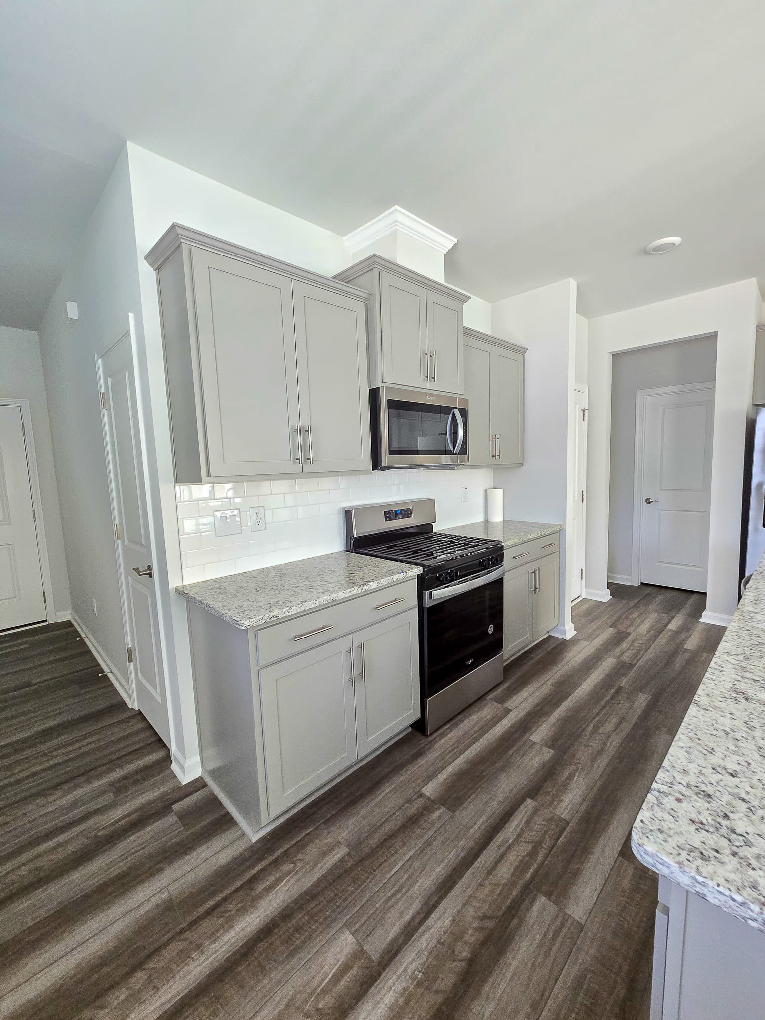 1117 Everton Ave – photo 5