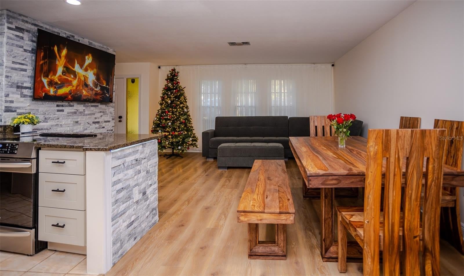 2719 FOREST KNOLL Drive – photo 4