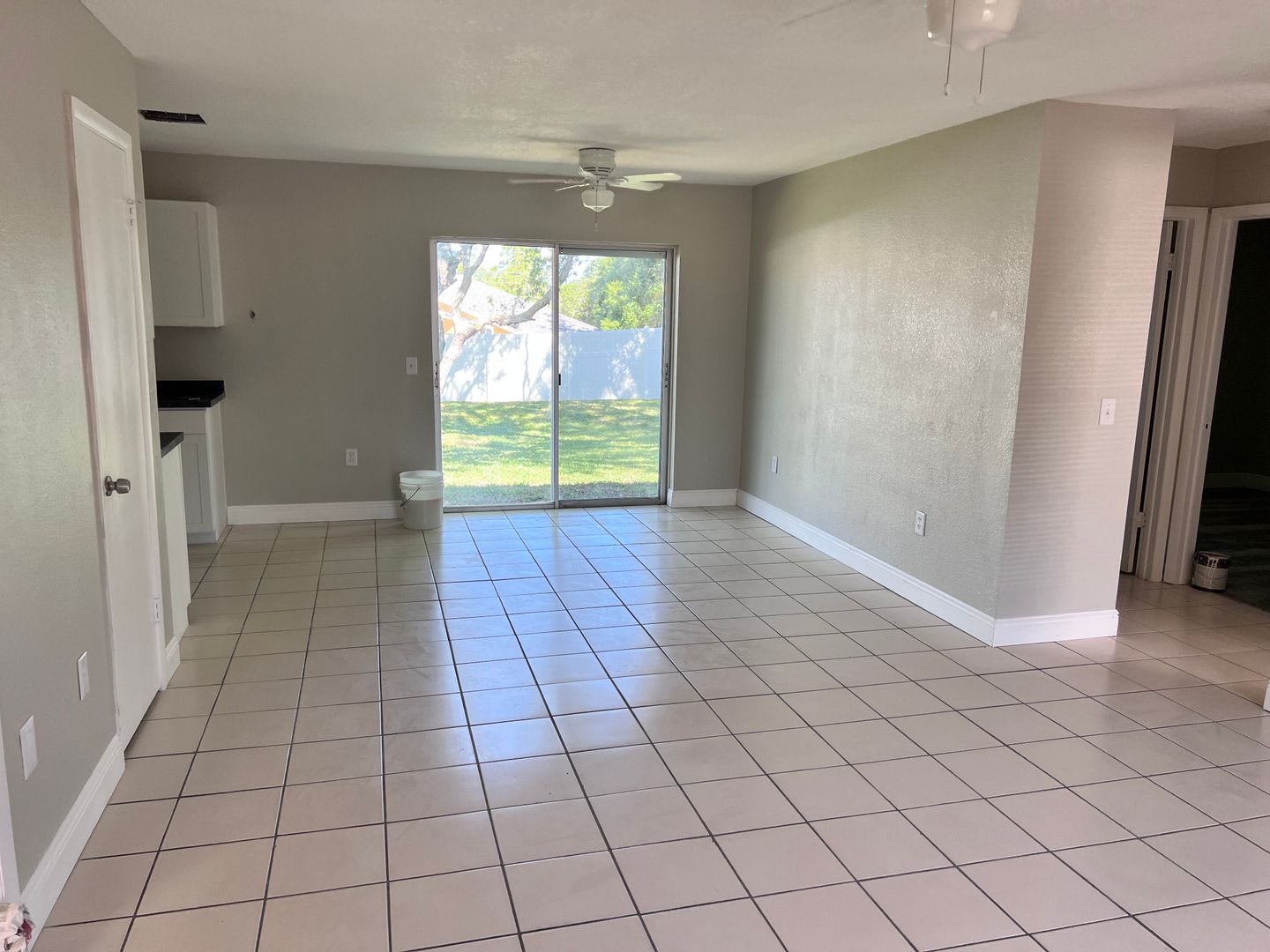 Nice 3 2 1 Located In Spring Hill – photo 4