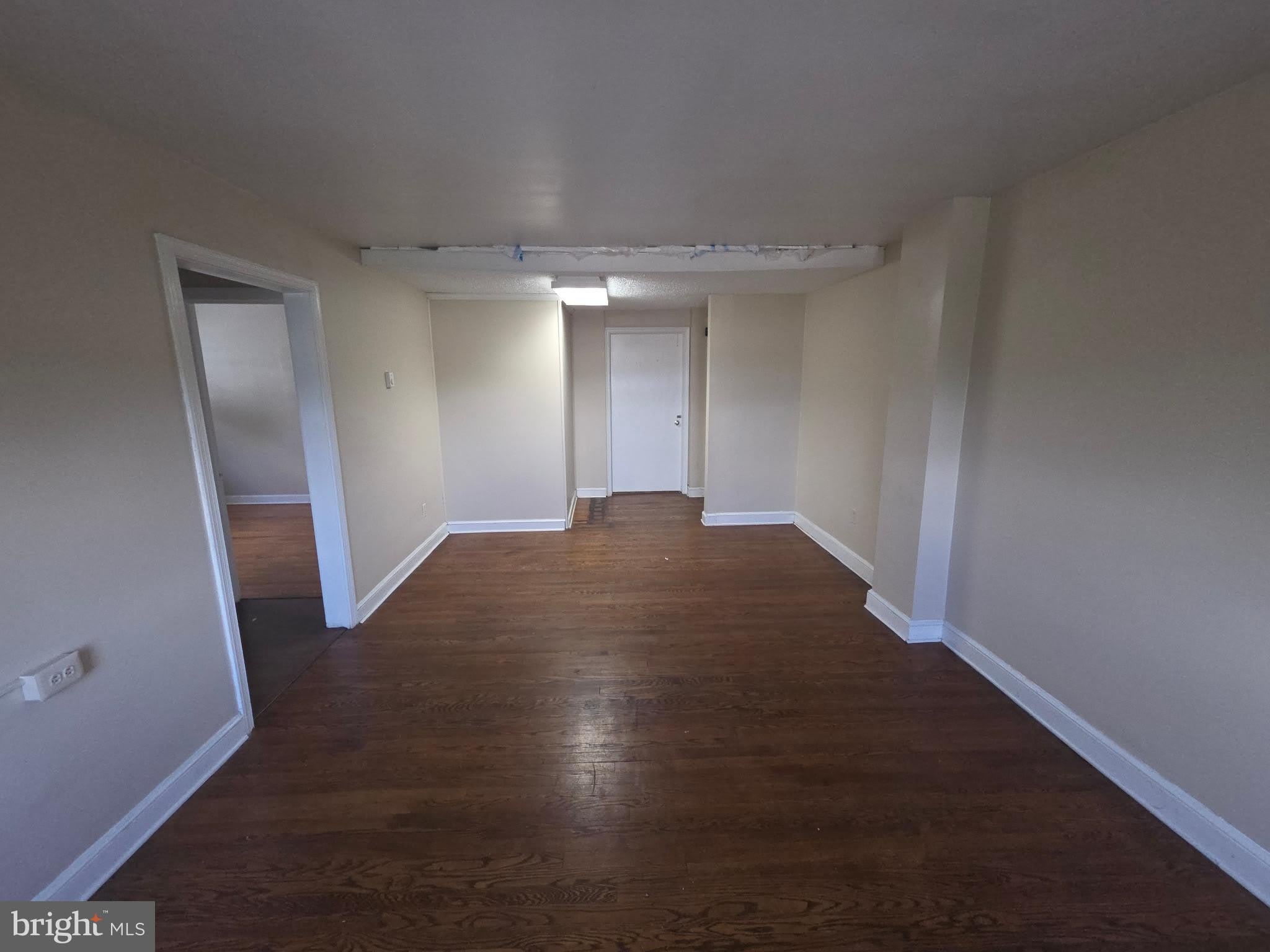 9863 Main Street – photo 3