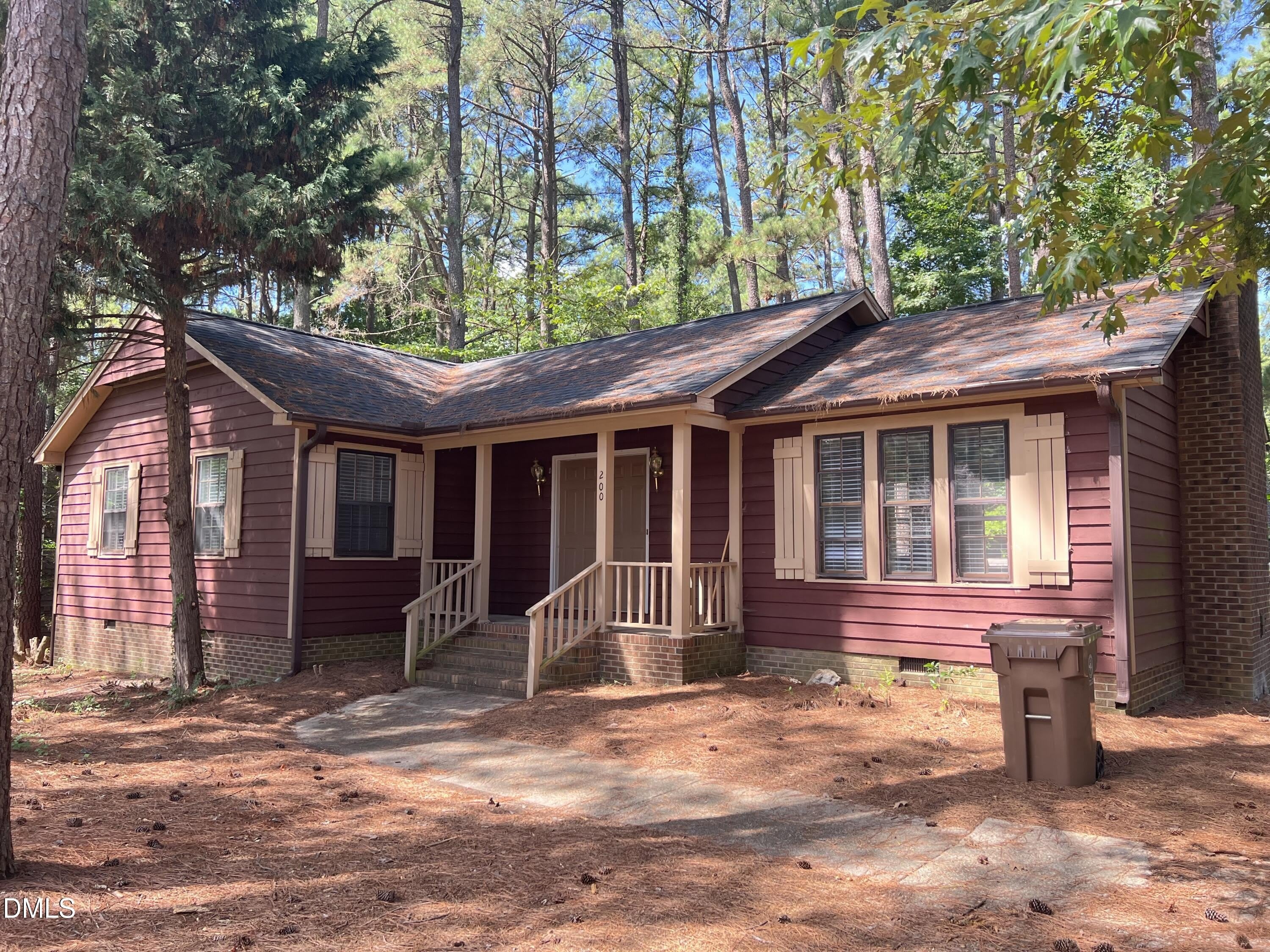 200 Lake Pine Drive – photo 1