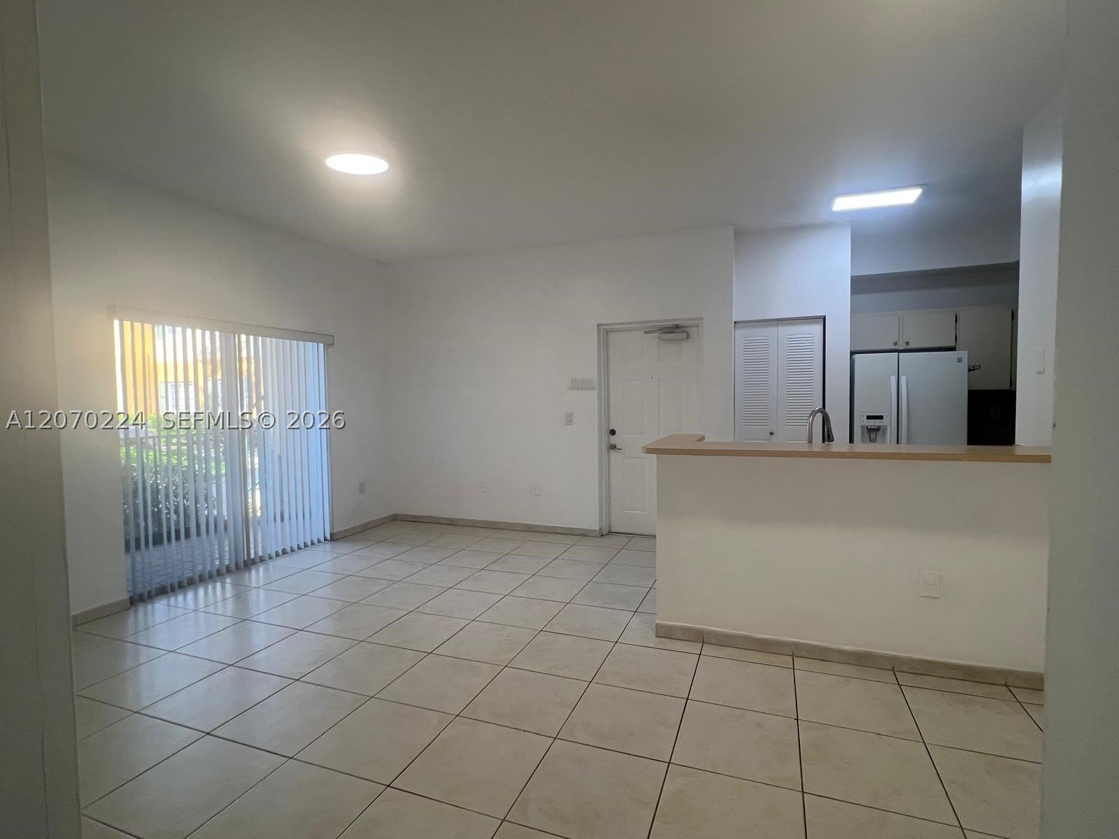 7320 Nw 114Th Ave – photo 2