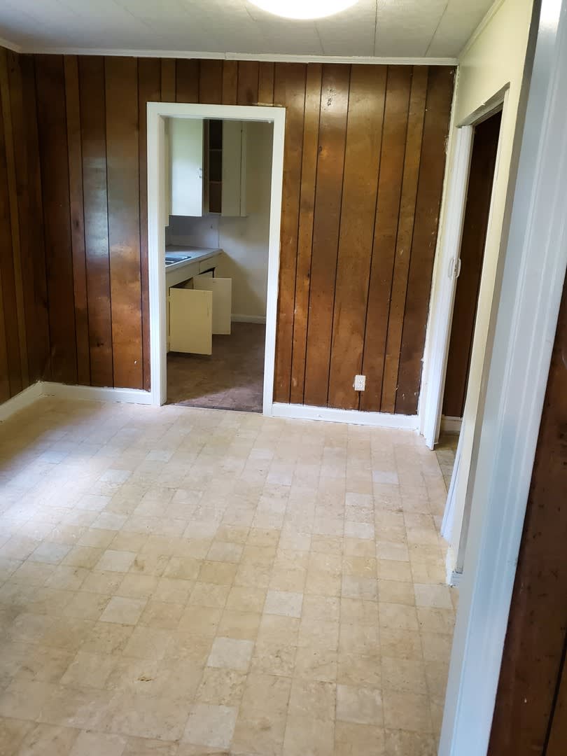 5331 Fairfax Ave – photo 3
