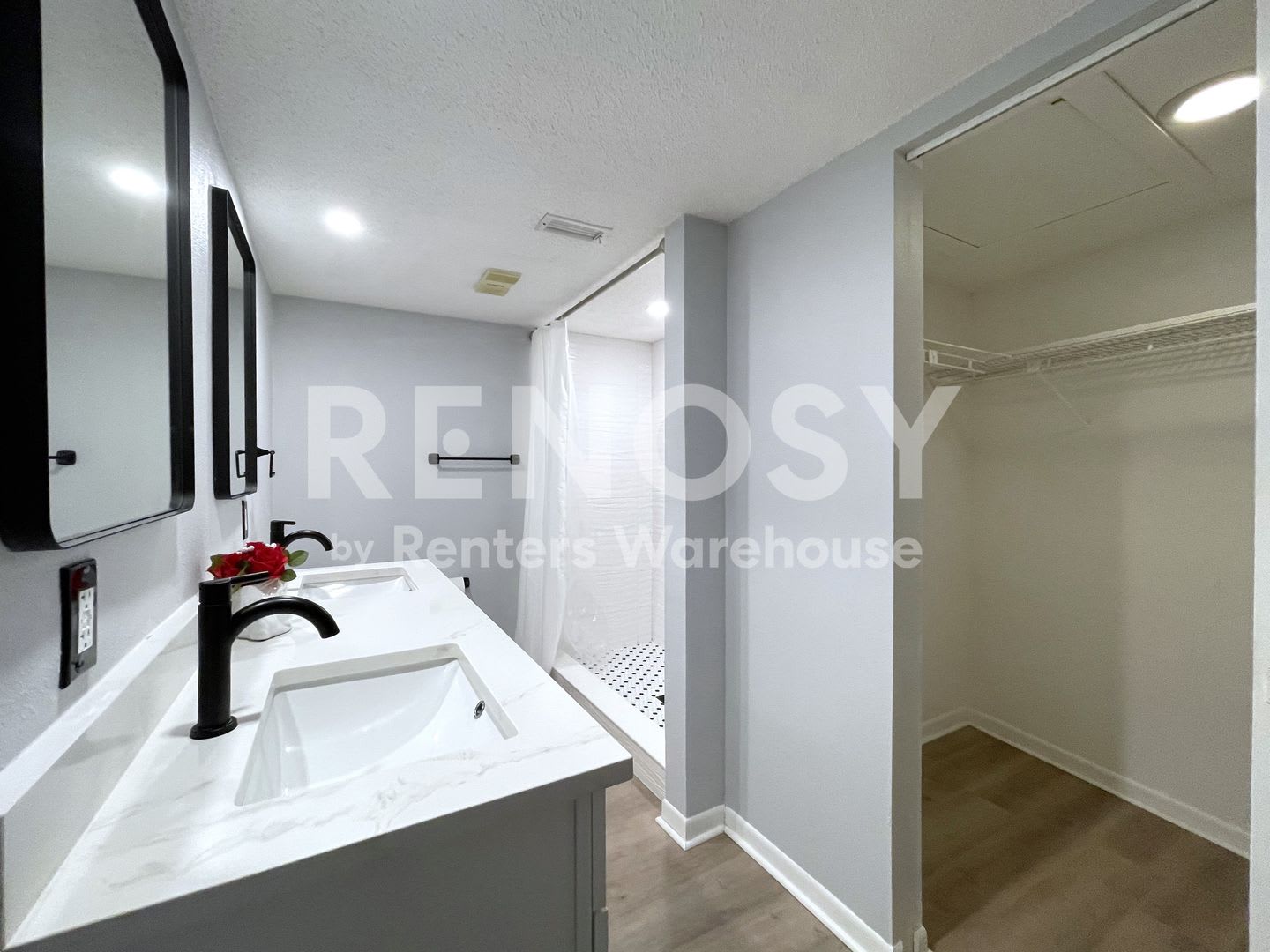 Amazing Sunsets 2/2 Tarpon Springs Condo in Waterfront Property – photo 2