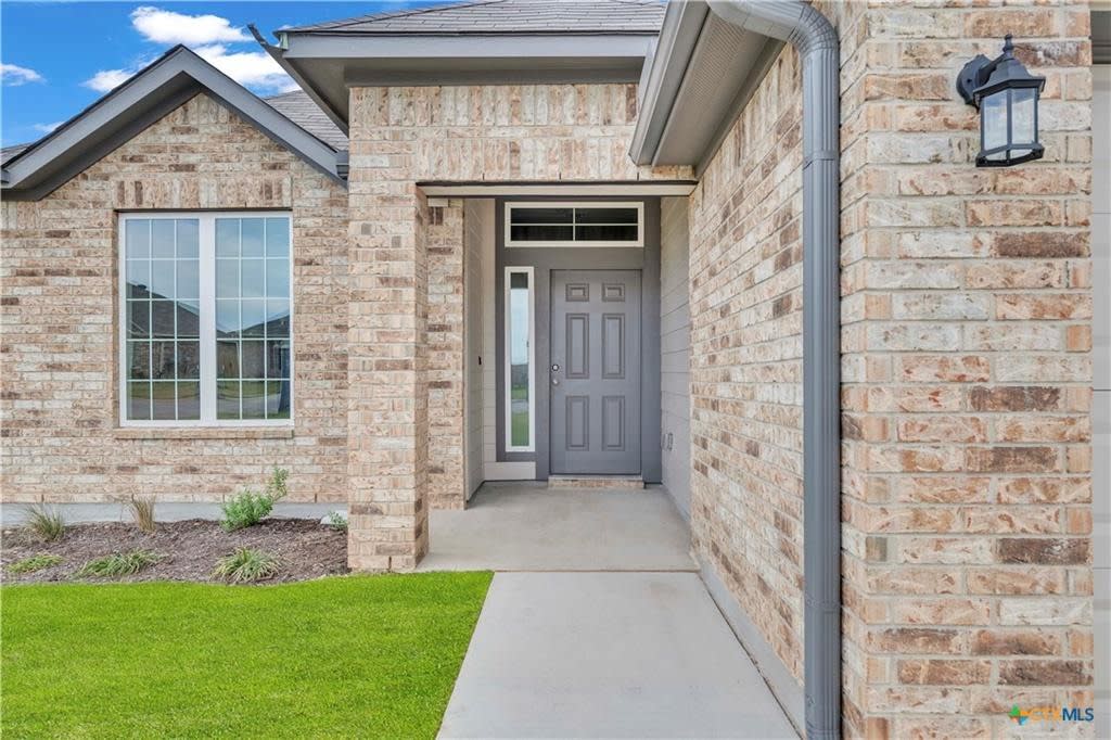 1237 Dowdy Dr – photo 5