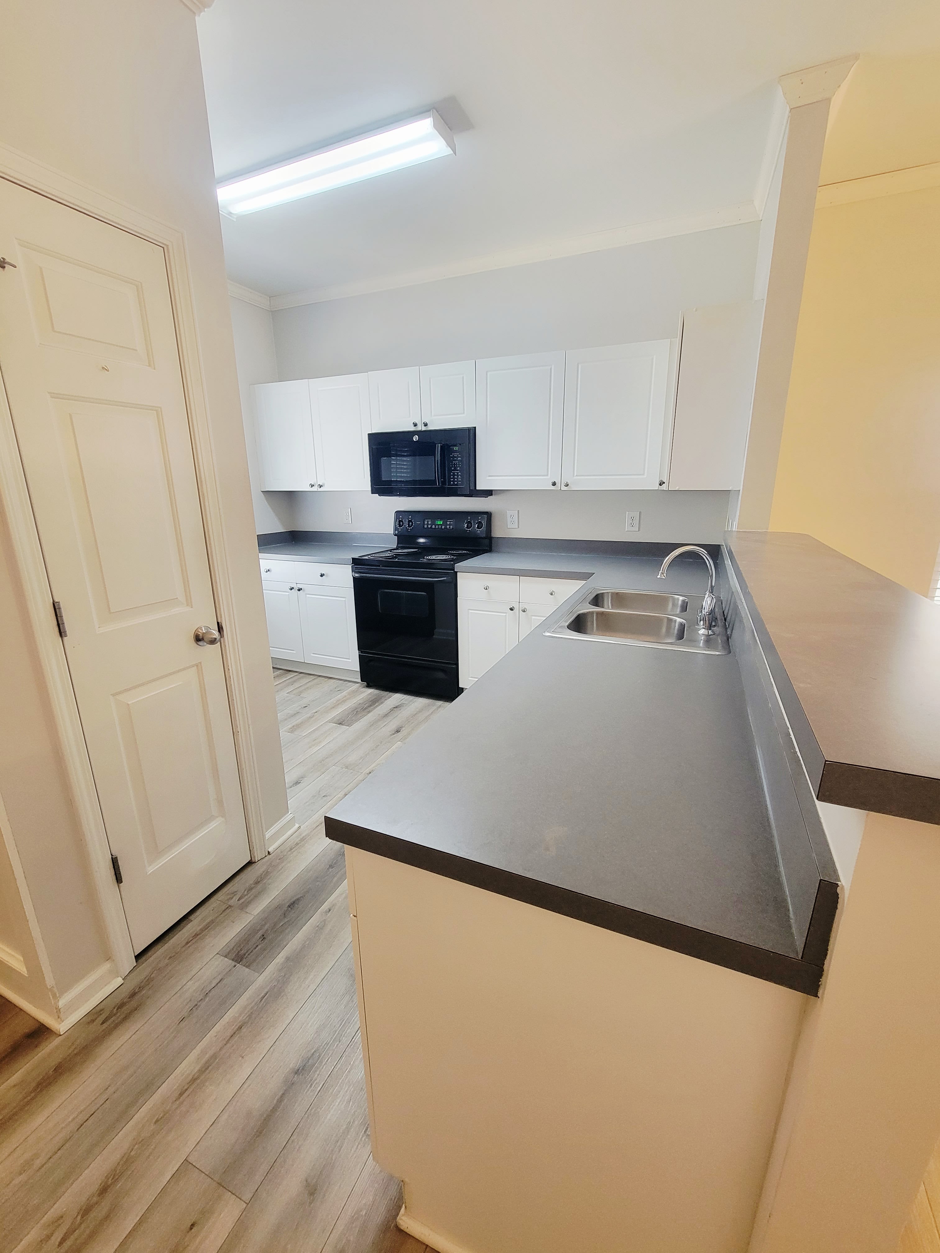 2405 Bay Harbor Dr – photo 4