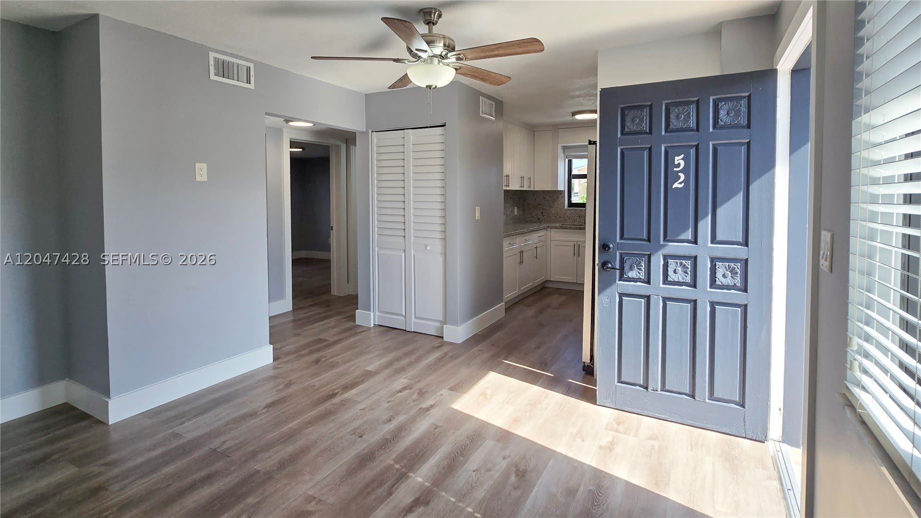 50 W 28th St – photo 5