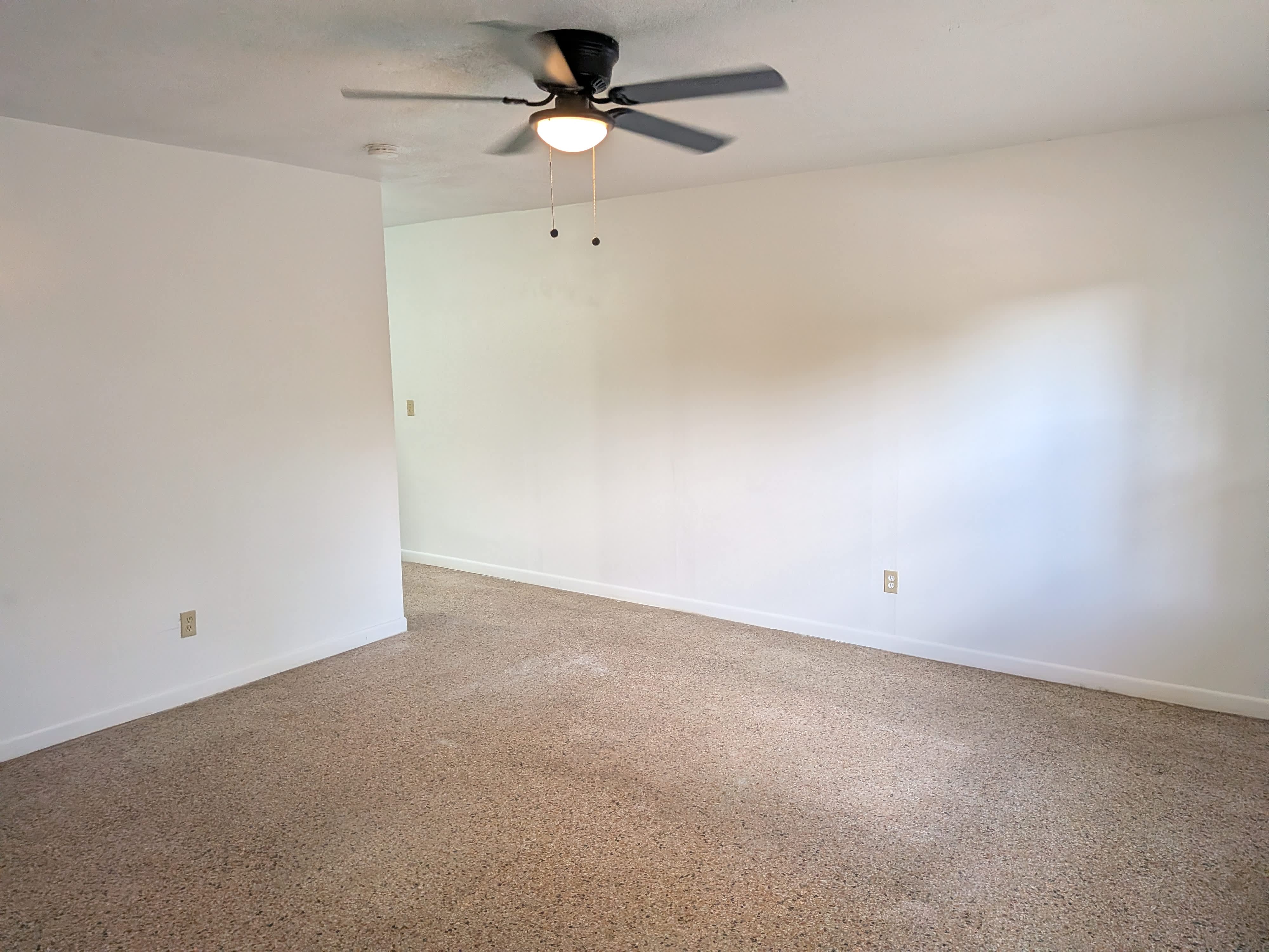 2461 NW 44th Ave – photo 2