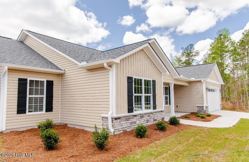 95 Robertson Lane – photo 2
