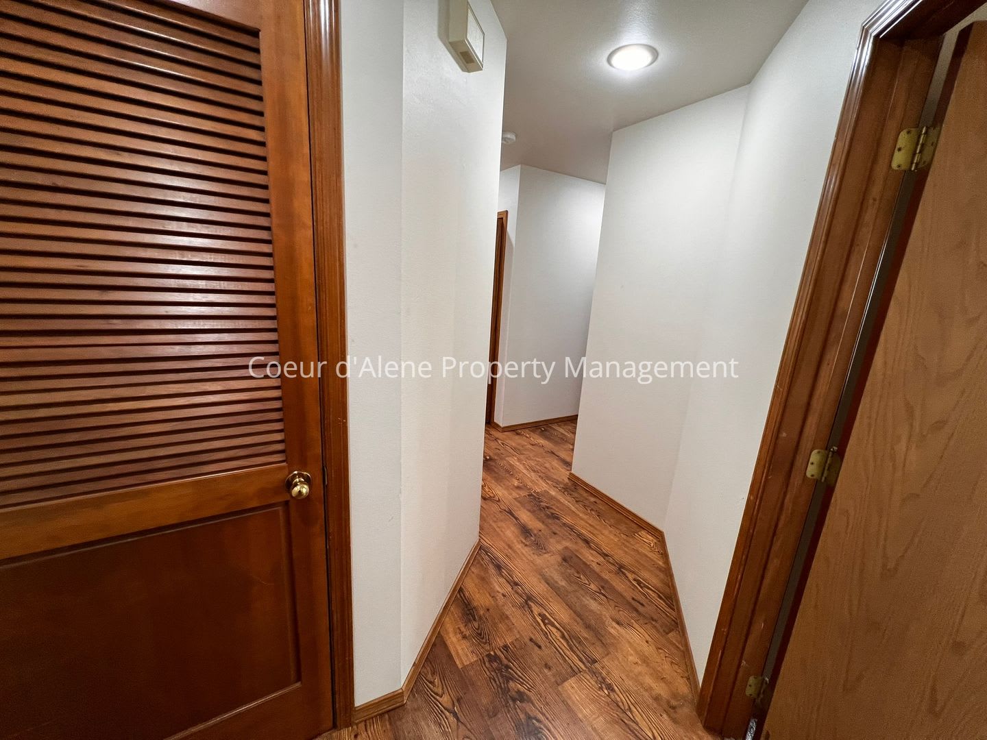 2 bed condo in Ridgewood Condo Community – photo 2