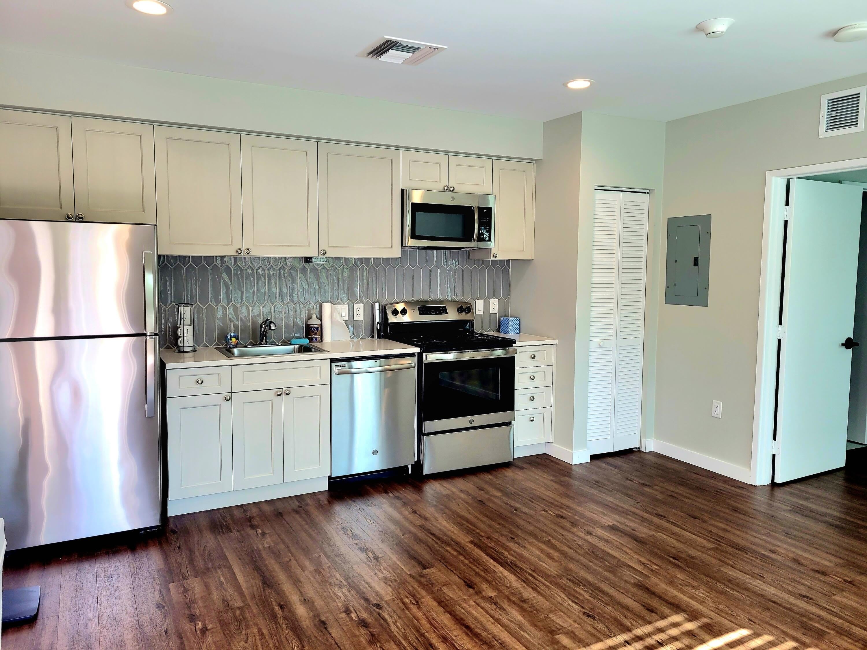 11810 SE Dixie Highway – photo 2