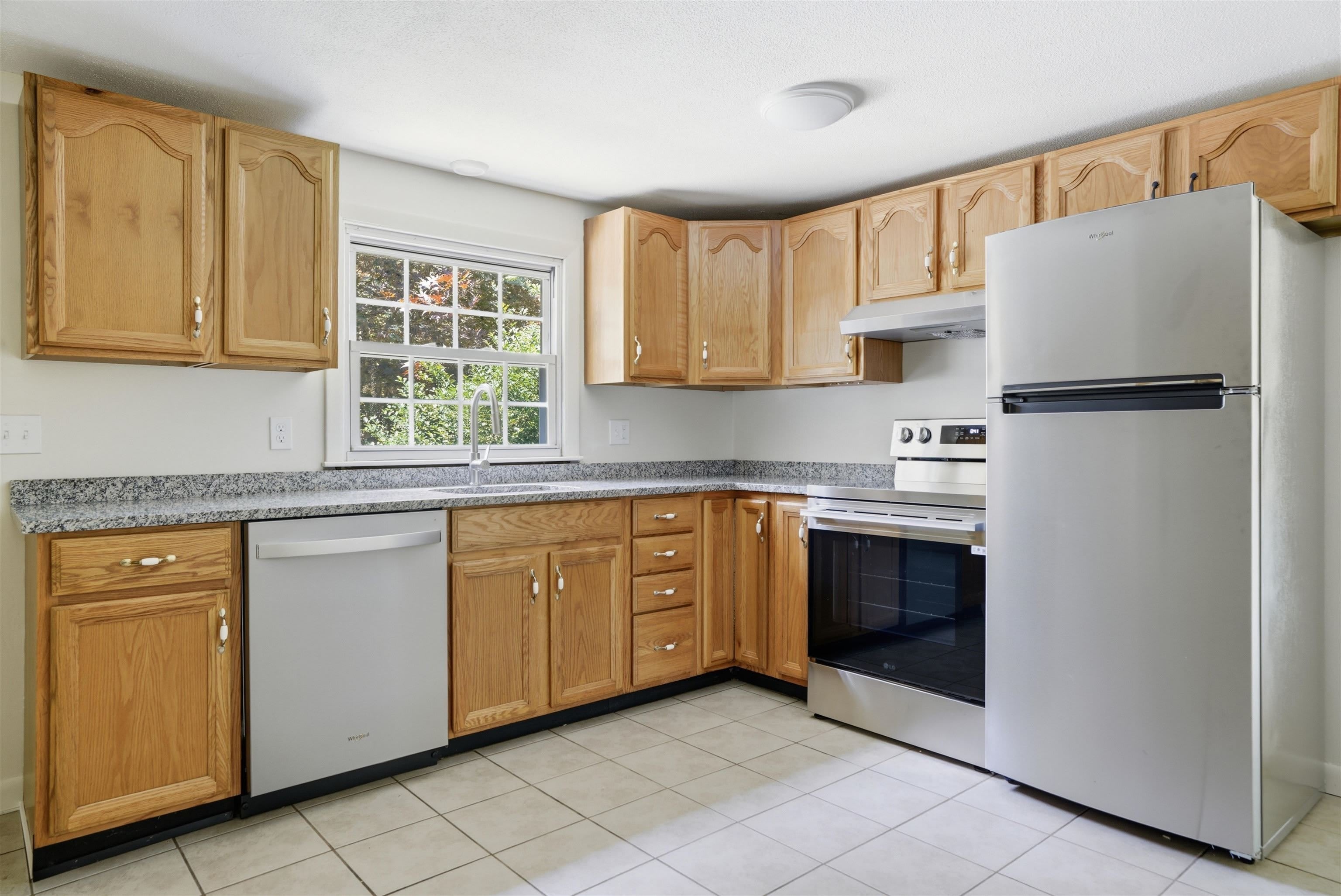 289 Derry Road – photo 4
