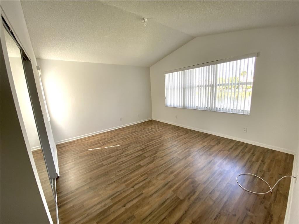 11135 Northwest 46th Drive – photo 5