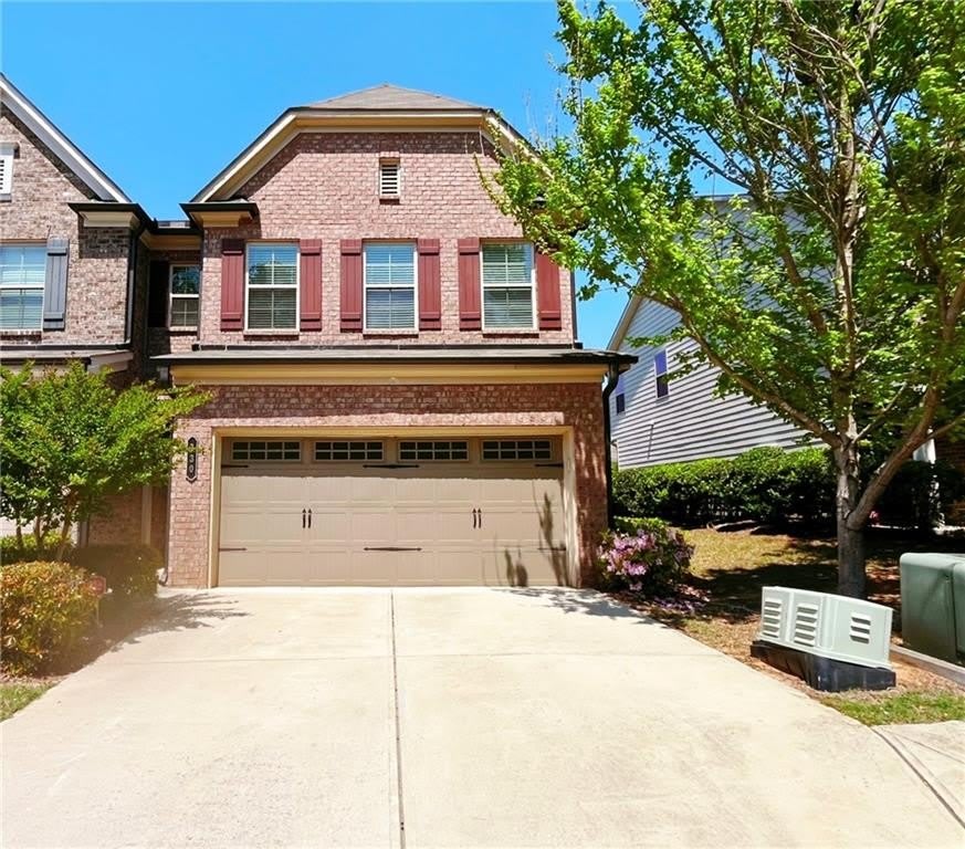 330 Holdings Drive – photo 1