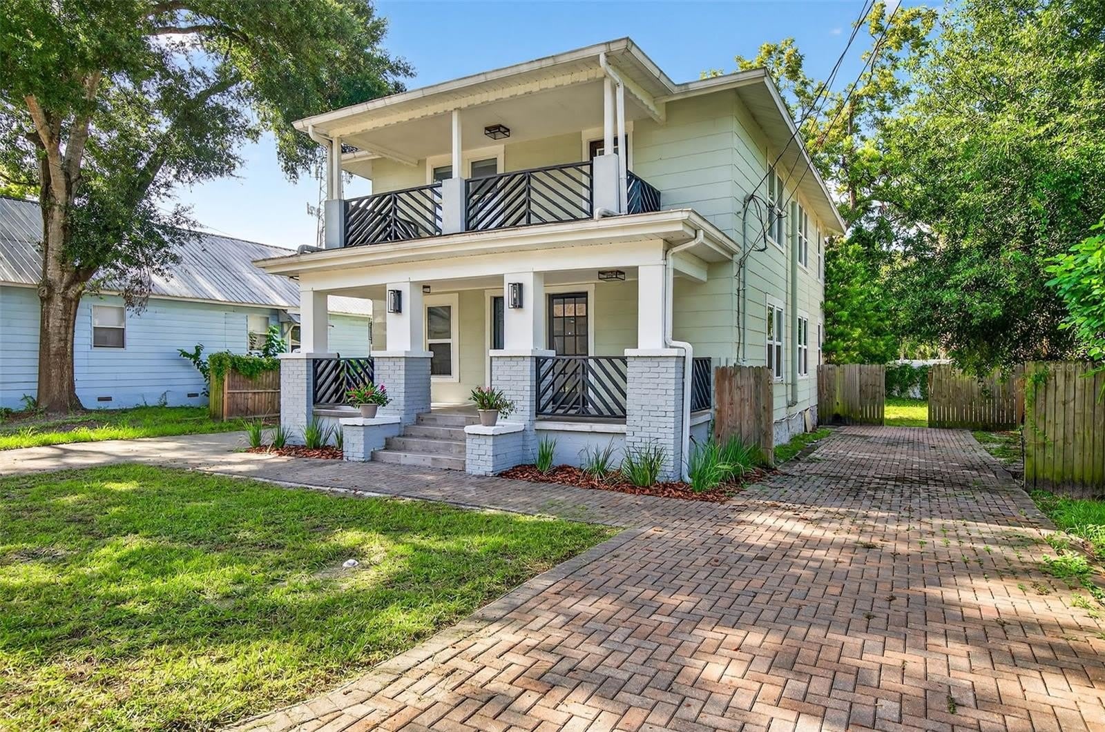 809 E Baker Street – photo 2