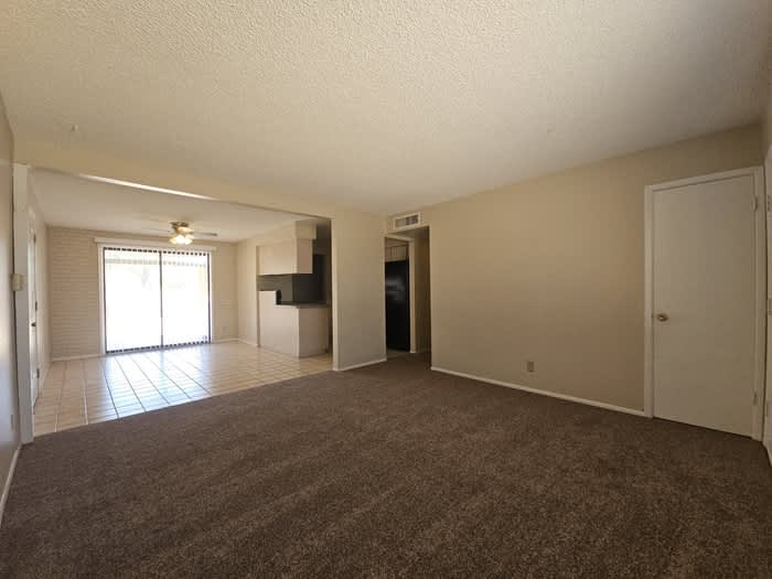 645 West Ingram Street – photo 4
