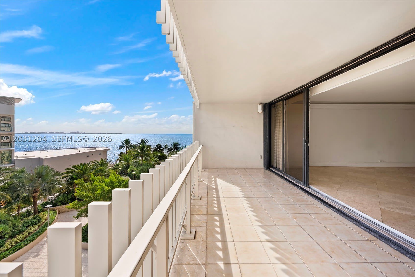 3 Grove Isle Dr – photo 3