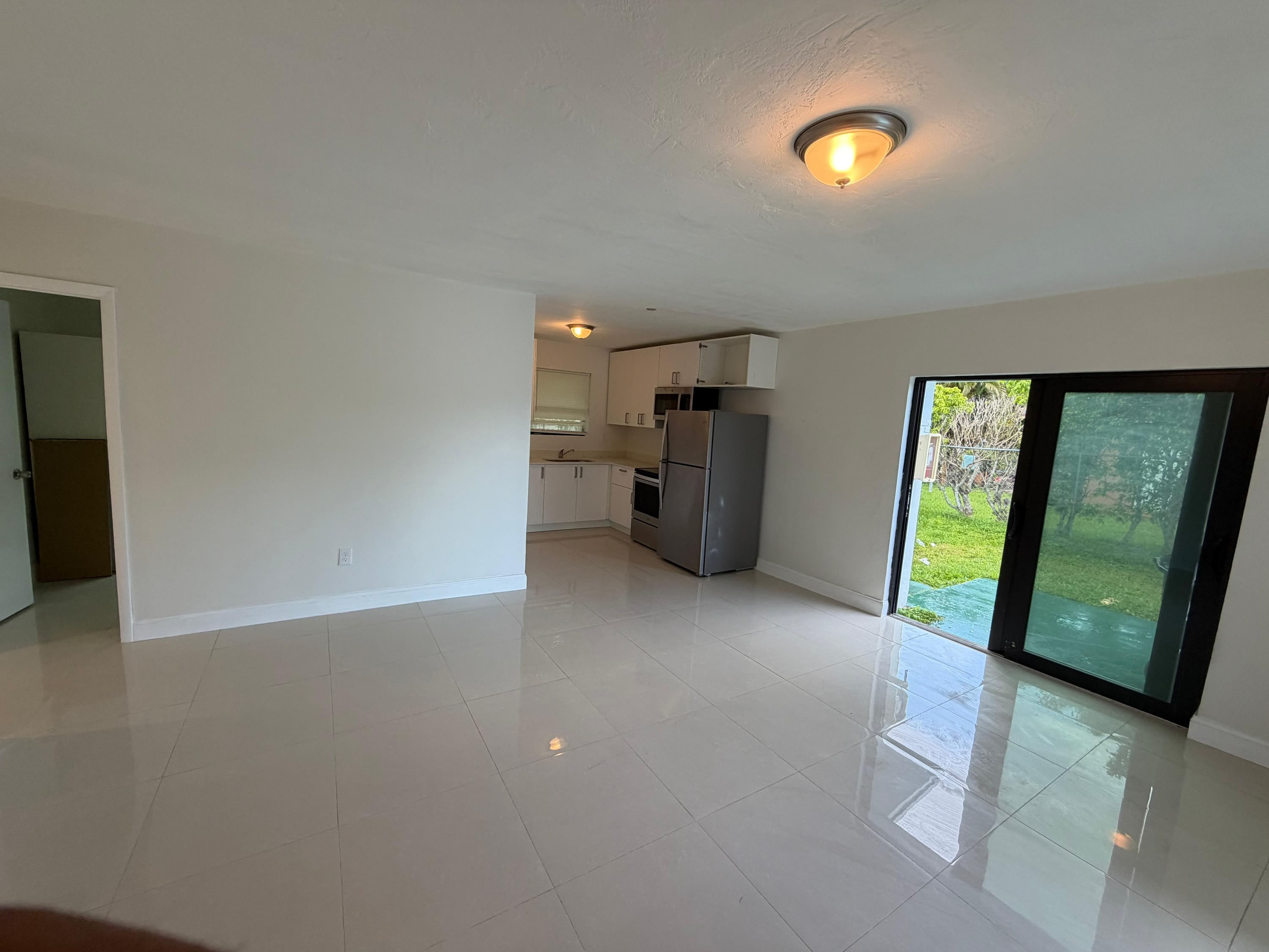 465 Northeast 139th Street – photo 3